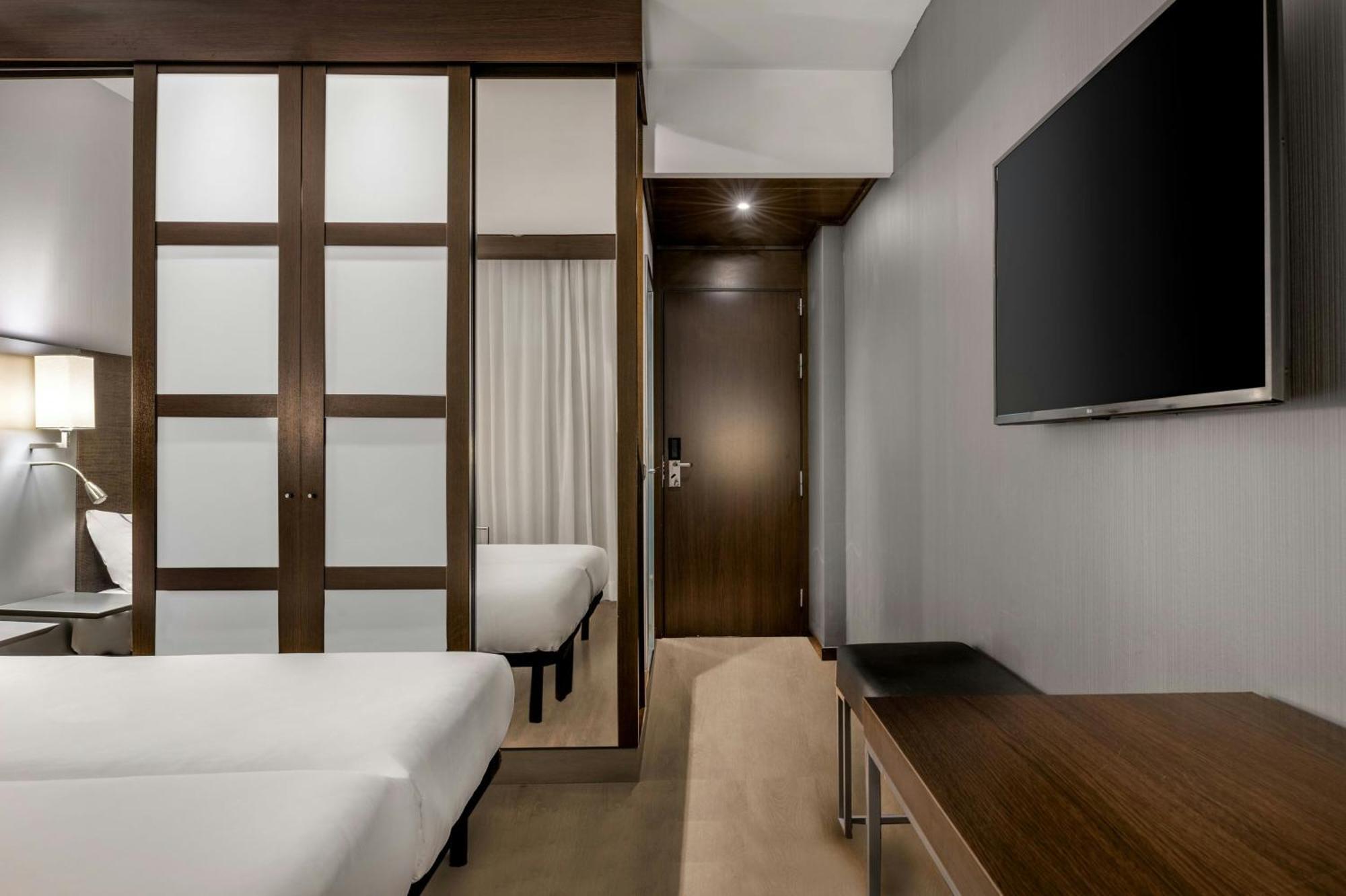 Ac Hotel By Marriott Пиза Экстерьер фото