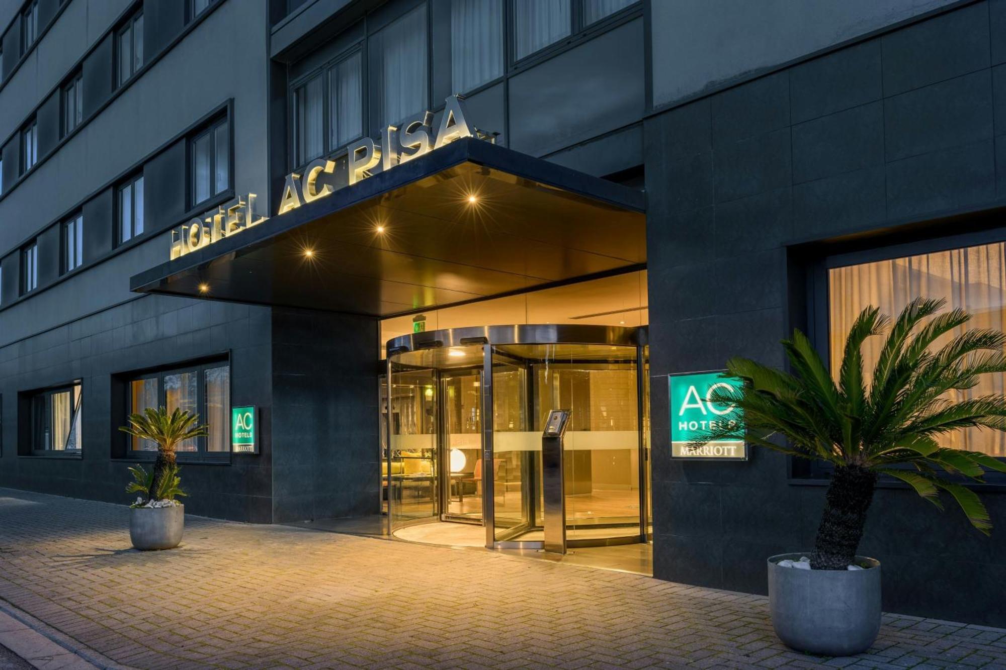 Ac Hotel By Marriott Пиза Экстерьер фото