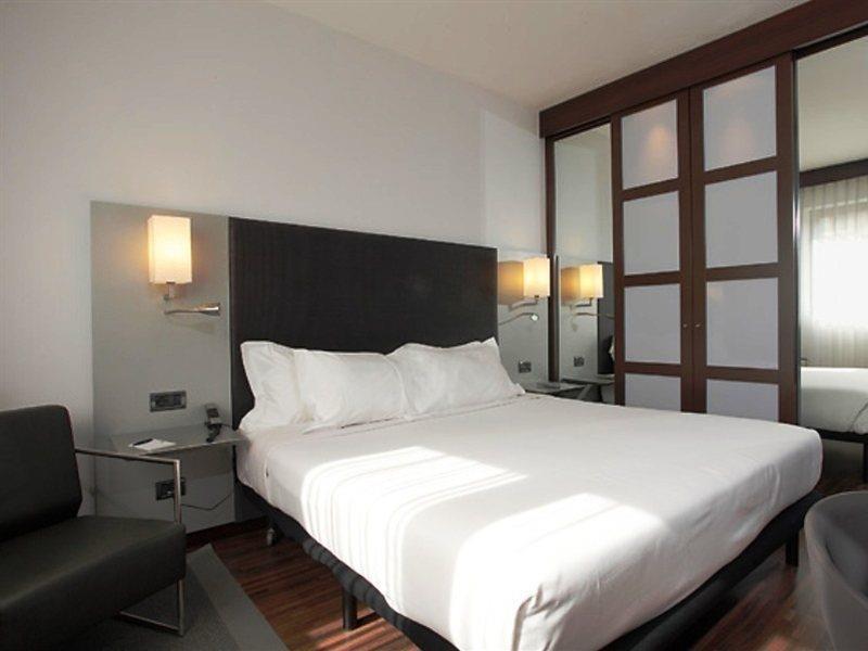 Ac Hotel By Marriott Пиза Номер фото